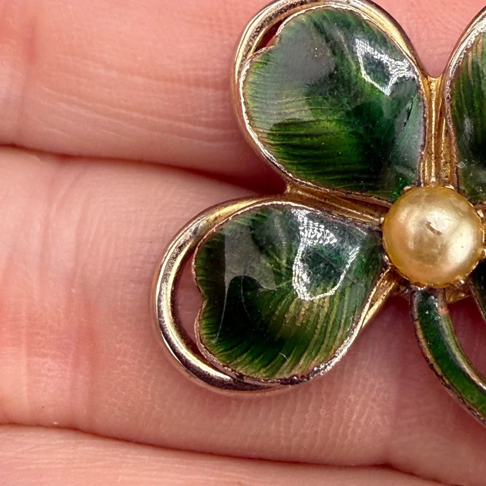 Vintage Coro Four Leaf Clover Brooch Green Enamel Faux Pearl Gold Tone